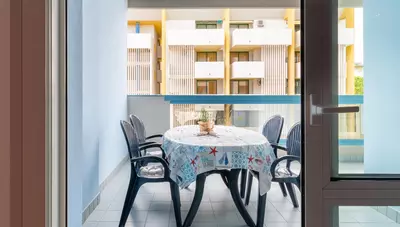 Taliansko-Bibione-apartmány Eurostar-terasa Taliansko-Bibione-apartmány Eurostar-terasa