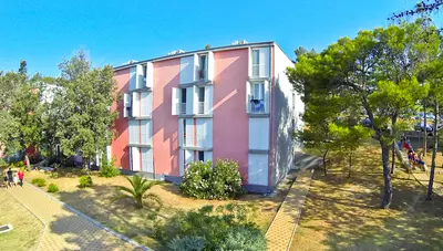 Chorvátsko - ostrov Rab - Lopar - Sahara Rab Sunny Hotel - exteriér Chorvátsko - ostrov Rab - Lopar - Sahara Rab Sunny Hotel - exteriér