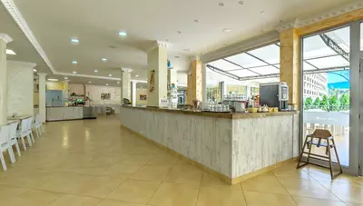 Bulharsko - Slnečné pobrežie - hotel Riva Park - bar v reštaurácii