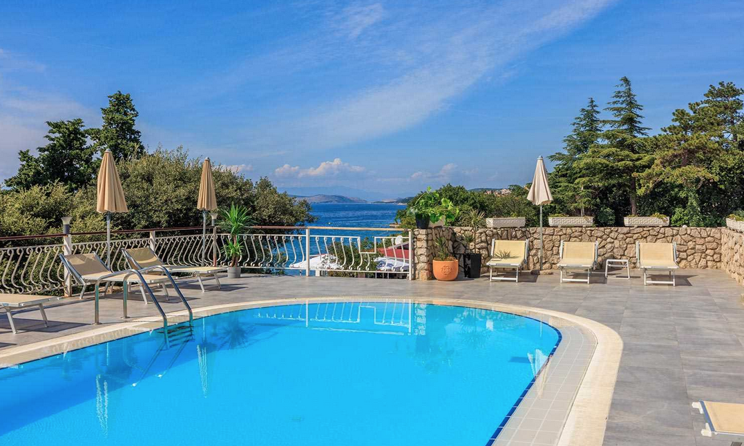 Chorvátsko - Crikvenica - Mediteran Hotel by Aminess - bazén Chorvátsko - Crikvenica - Mediteran Hotel by Aminess - bazén